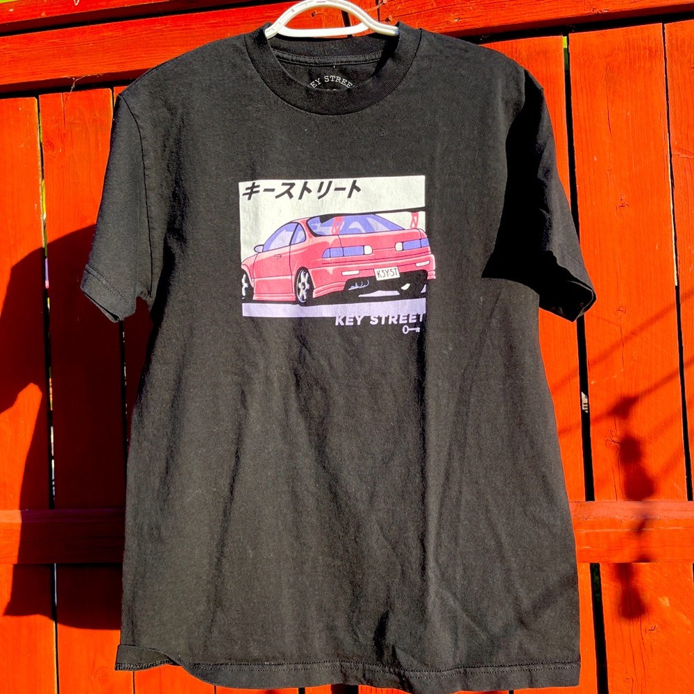 Key street graphic tee